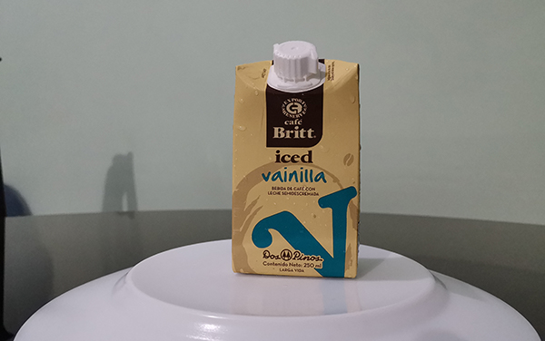 Iced Vainilla : Bebida de Café con Leche Semidescremada